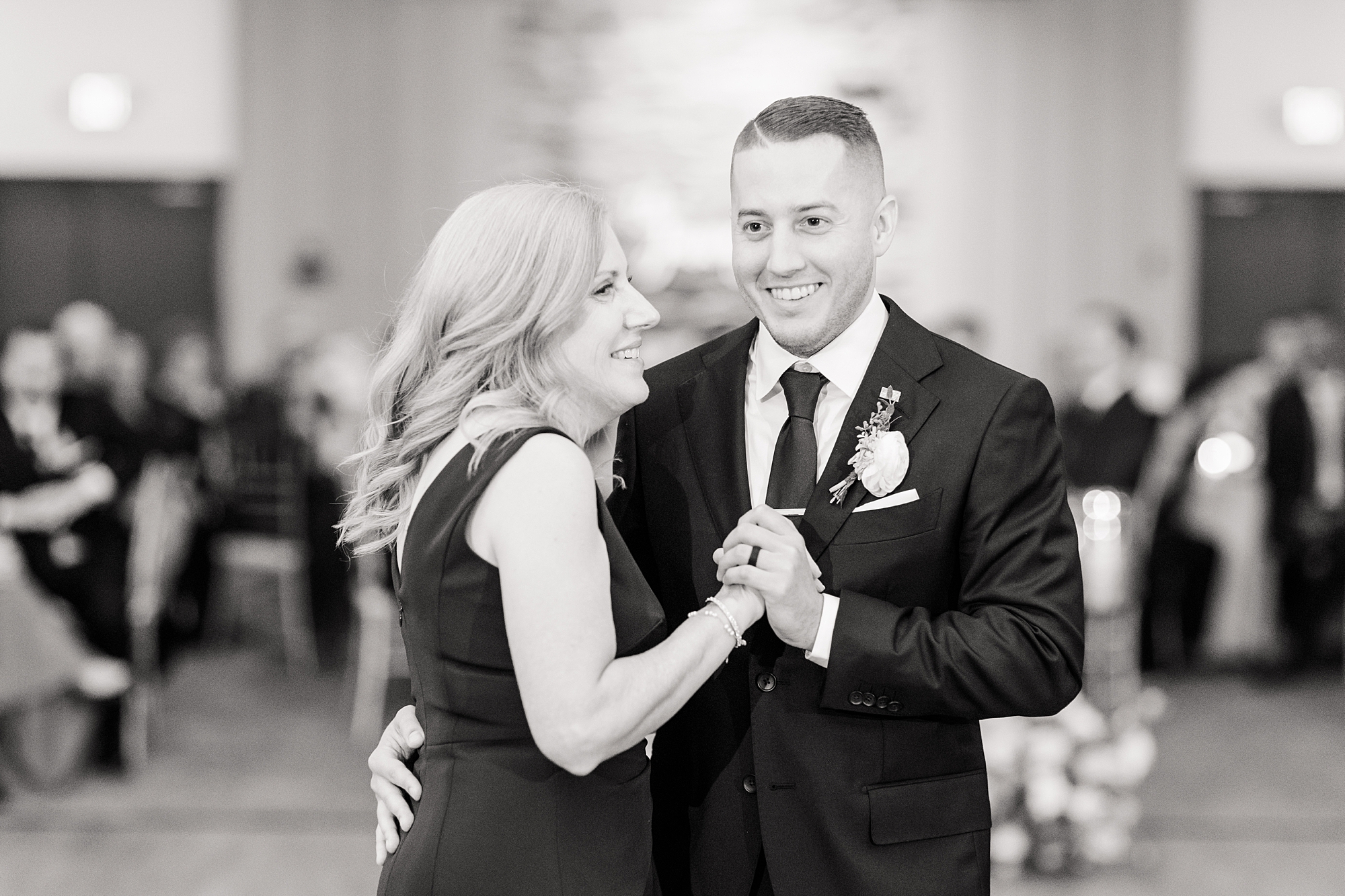 mother-son dance at Old Mill Fall Wedding