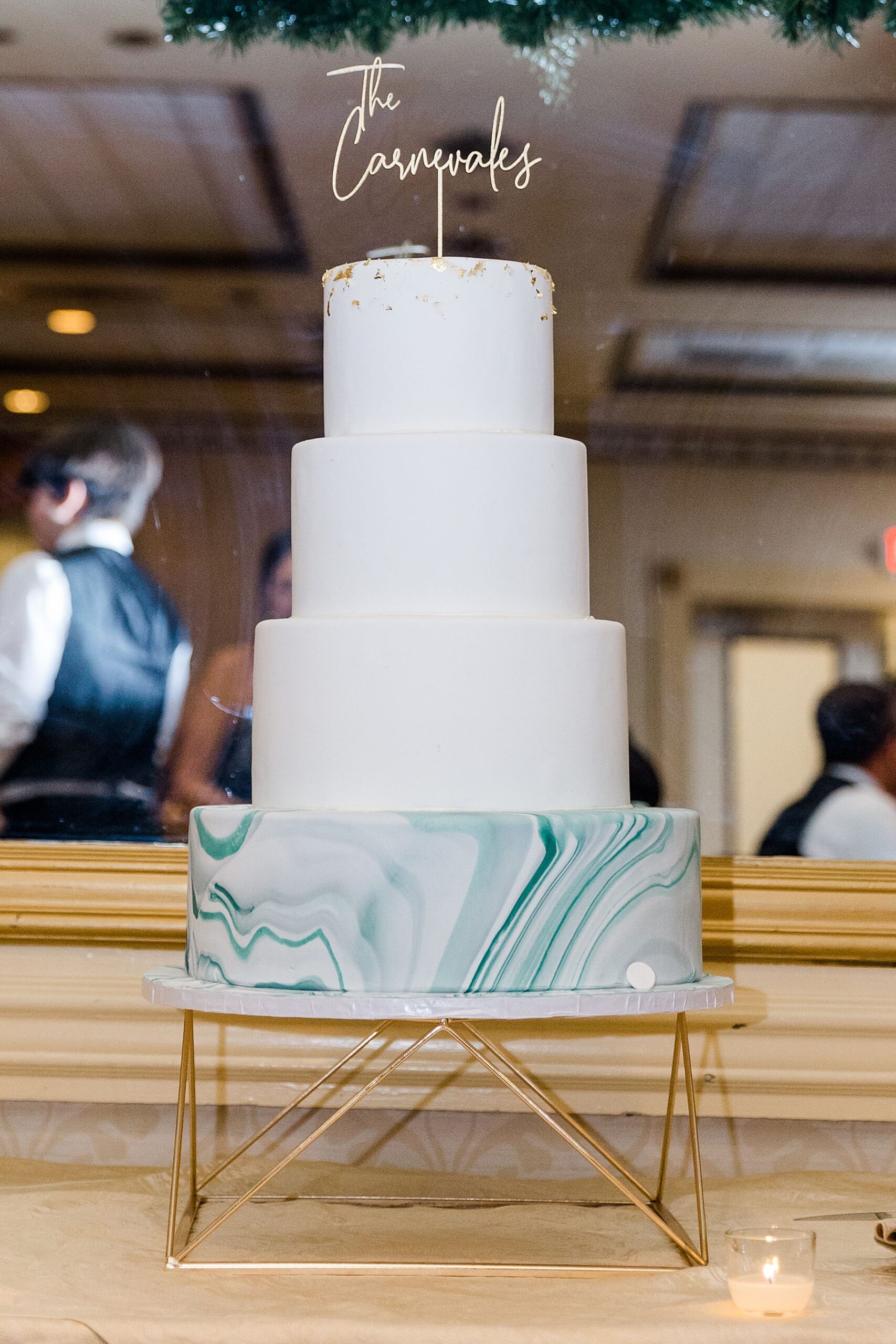 wedding cake with marble design 