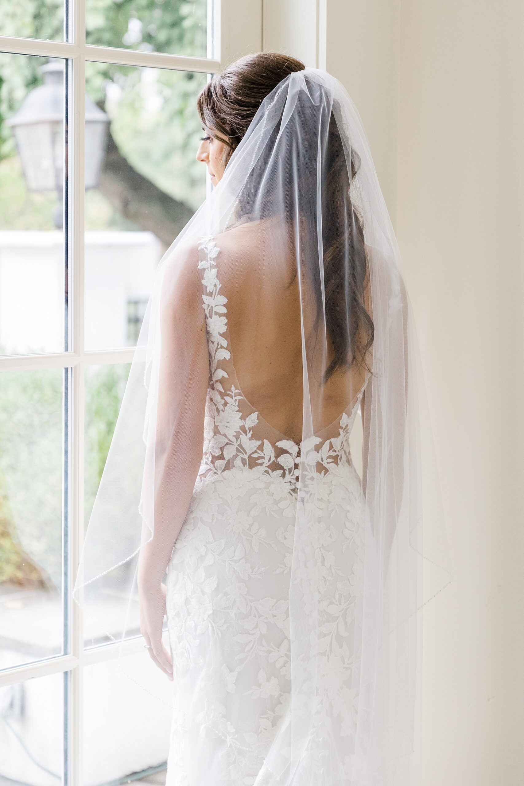 floral lace back of wedding dress