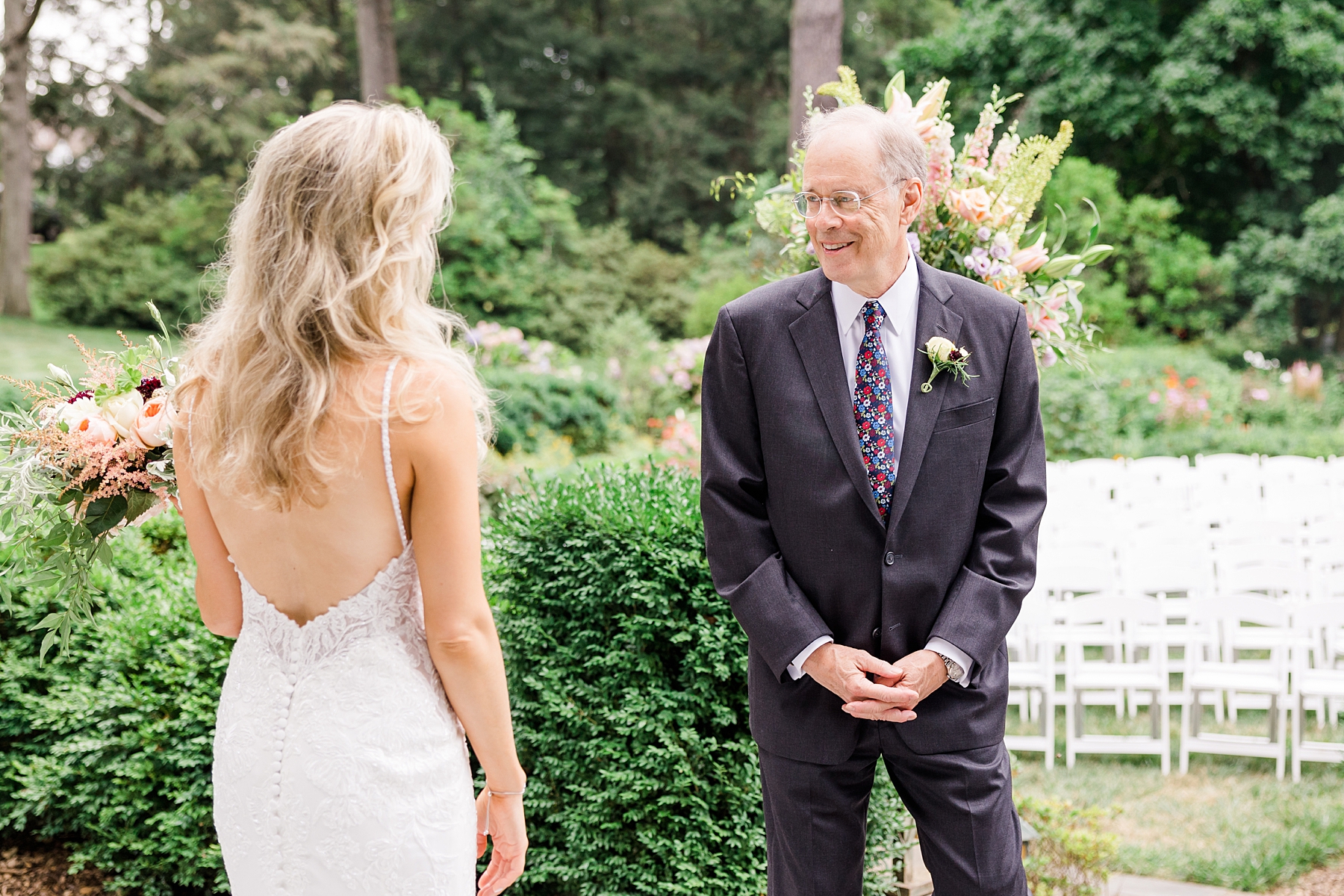 dad's reaction to seeing his daughter in her wedding dress